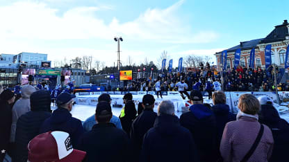 HDIF_alumni_gamephoto