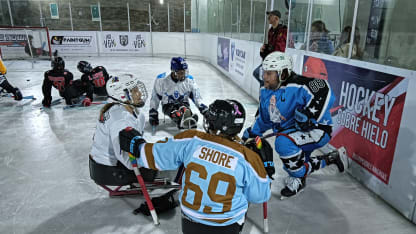 Last photo. @Urban Hockey Foundation - Sesión de clínica