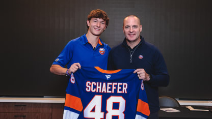 PHOTOS: Matthew Schaefer Signs ELC