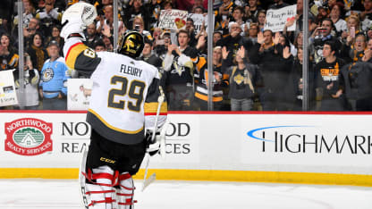 Fleury_waves_to_PIT_fans