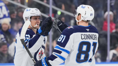 Mark Scheifele Kyle Connor skjuter skarpt för Winnipeg Jets