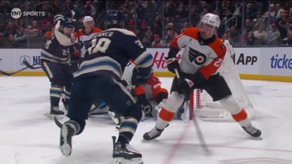 PHI@CBJ: Vladar with a great save against Boone Jenner