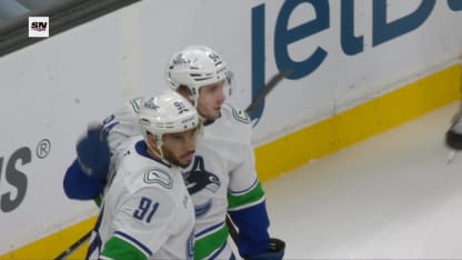 VAN@BOS: Karlsson scores PPG against Jeremy Swayman