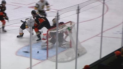 Nosek's one-handed goal