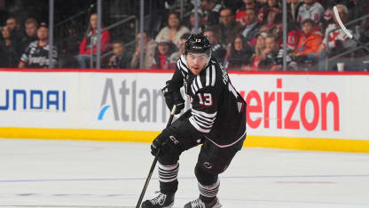 Verlorenes Bully von Nico Hischier fuehrt zu Heimniederlage der Devils