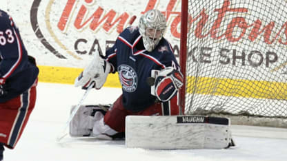 Bailey Seagraves makes a save while suiting up for the Ohio AAA Blue Jackets
