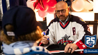 tyler wright hats for heroes blue jackets alumni visit