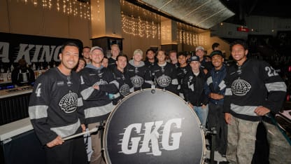 Photo 1 Galaxy -Kings