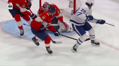 TOR@FLA: Knies scores goal against Sergei Bobrovsky