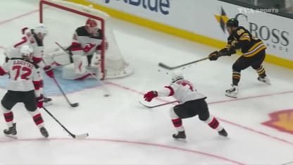 Geekie ouvre la marque, 100e point de Pastrnak