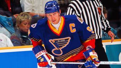 St Louis Blues 1995-98_uncropped_2568x1444-1-Gretzky