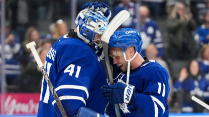 Unidad de equipos especiales guio triunfo de Toronto sin Auston Matthews