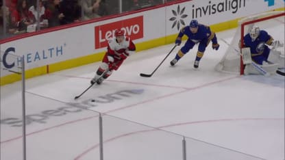 BUF@CAR: Kotkaniemi scores goal against Alex Lyon