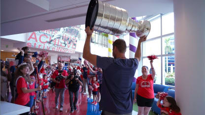 Barkov visits Joe DiMaggio Children’s Hospital