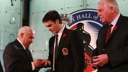 Luc-Robitaille-Hall-of-Fame-Ring-Induction