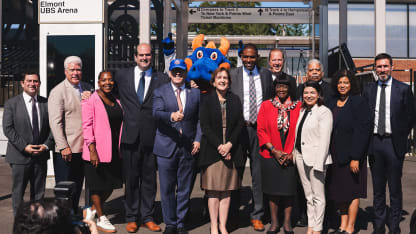 1920-20221006_LIRR_ELMONT-17