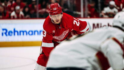 RECAP: Red Wings shut out by NHL-leading Panthers, 4-0