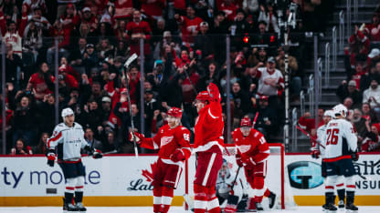 WSH@DET: Chiarot scores goal against Charlie Lindgren