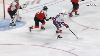 NYI@PHI: Barzal scores goal against Samuel Ersson