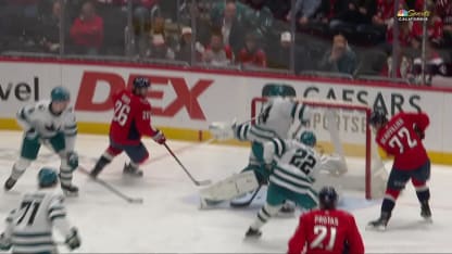 SJS@WSH: Nedeljkovic with a great save against Anthony Beauvillier