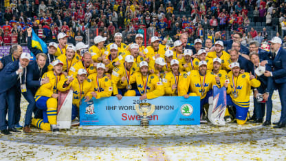 030922_SV_BackstromWorlds