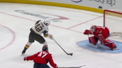 VGK@WSH: Bowman scores goal against Logan Thompson