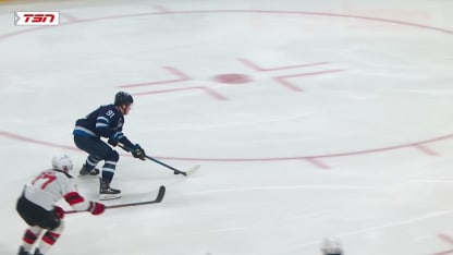 NJD@WPG: Toews scores goal against Jake Allen