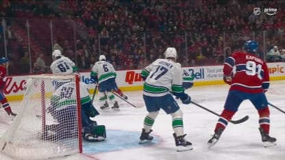 VAN@MTL: Slafkovsky scores goal against Nikita Tolopilo