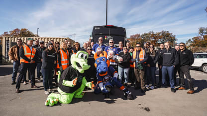 Islanders Donate 2,000 Turkeys at Annual Turkey Express Event