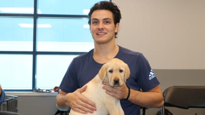 Puppy_Barzal