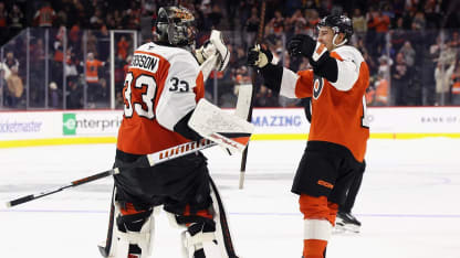 Flyers besegrar Penguins efter straffar