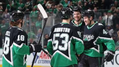 Suomalaiset ja Oettinger Dallasin tähtinä