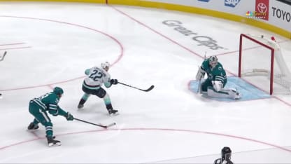 Bjorkstrand réplique aussitôt