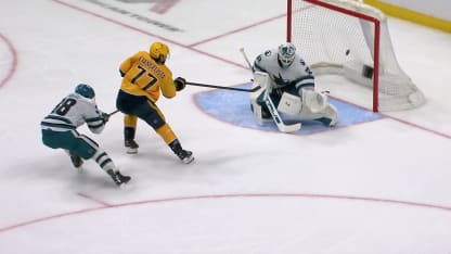 SJS@NSH: Evangelista scores goal against Alex Nedeljkovic