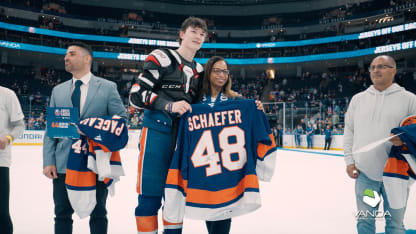 Islanders Give Fans Jerseys Off Their Backs