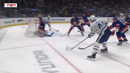 TOR@NYI: Rielly scores goal against Ilya Sorokin