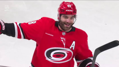 CBJ@CAR: Martinook scores empty-net goal