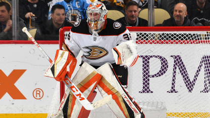 NHL John Gibson injury