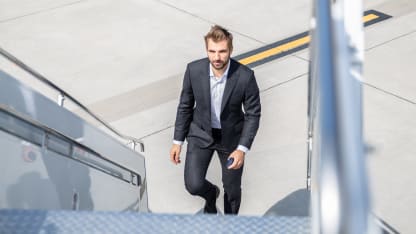 Zach Aston-Reese plane sidekick 16:9