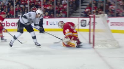 LAK@CGY: Byfield scores goal against Dustin Wolf