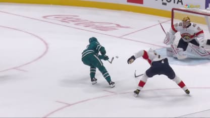 FLA@SJS: Celebrini scores goal against Daniil Tarasov