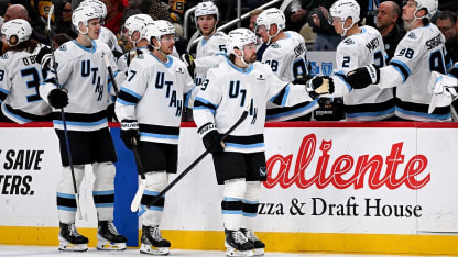 Mammoth rally past Penguins