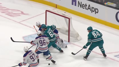 EDM@SJS: Goodrow scores goal against Connor Ingram