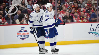 TBL at FLA | Holmberg beats the first period buzzer