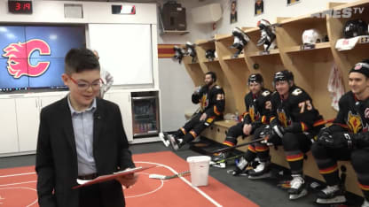Chris Snow's young son reads out Calgary Flames starting lineup