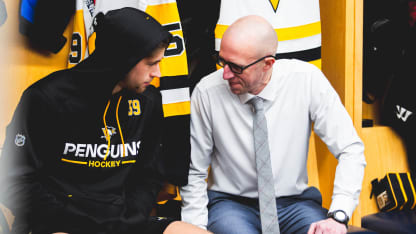 010426_pens_at_cbj-13