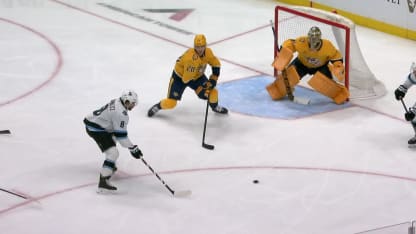 Schmaltz complète le tic-tac-toe en A.N.