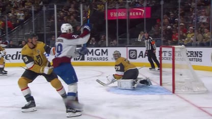 Necas bat Hart d'un tir dans la lucarne