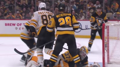 Pastrnak Extends Bruins Lead