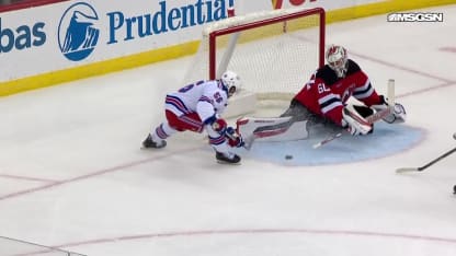 NYR@NJD: Brodeur with a great save